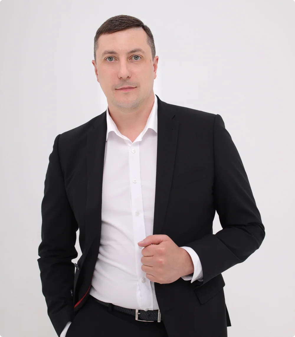 Керівник Прасолов Ігор Вадимович юридичної компанії "Прасолов та Партнери" - адвокат по ст. 130 КУпАП, фахівець із захисту водіїв і повернення водійських прав