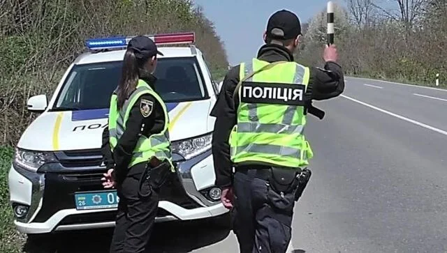 поліція зупиняє нетверезого водія стаття 130 купап