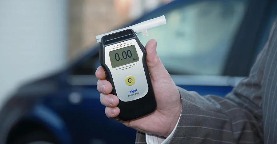 Міжнародні стандарти алкотестерів: сертифікація, калібрування, похибка